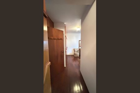 Apartamento à venda com 298m², 3 quartos e 3 vagasSuíte 3 Closet