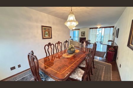 Apartamento à venda com 298m², 3 quartos e 3 vagasSala de Jantar