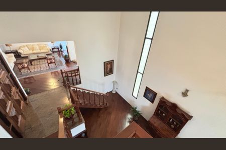 Apartamento à venda com 298m², 3 quartos e 3 vagasMezanino