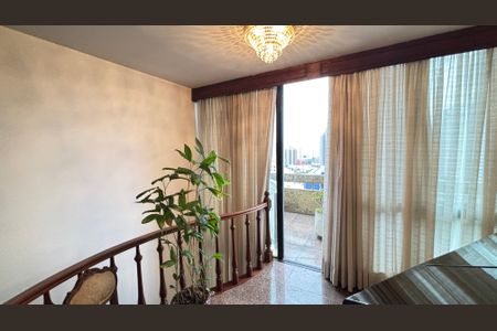 Apartamento à venda com 298m², 3 quartos e 3 vagasMezanino