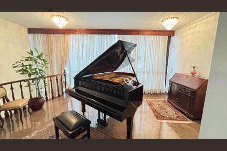 Apartamento à venda com 298m², 3 quartos e 3 vagasMezanino