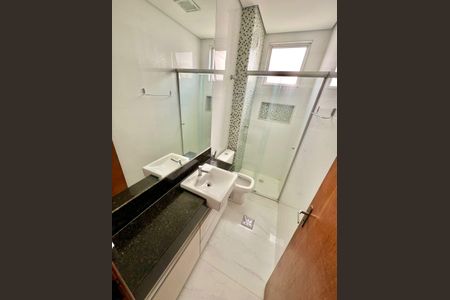 Apartamento à venda com 72m², 3 quartos e 2 vagasBanheiro Social