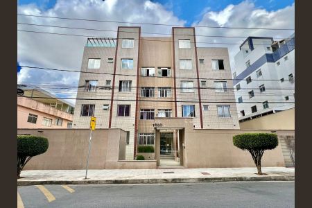 Apartamento à venda com 72m², 3 quartos e 2 vagasFachada do Prédio