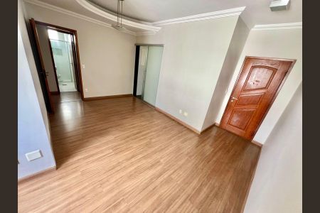 Apartamento à venda com 72m², 3 quartos e 2 vagasSala