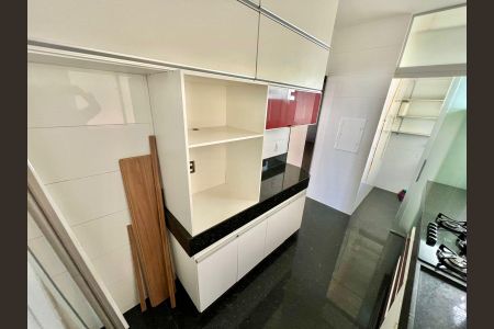 Apartamento à venda com 72m², 3 quartos e 2 vagasCozinha