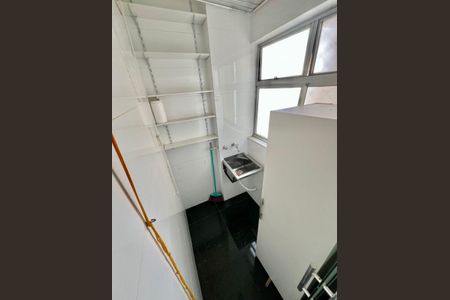 Apartamento à venda com 72m², 3 quartos e 2 vagasÁrea de Serviço