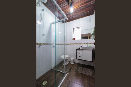 Casa à venda com 310m², 4 quartos e 5 vagasBanheiro/Suíte 2