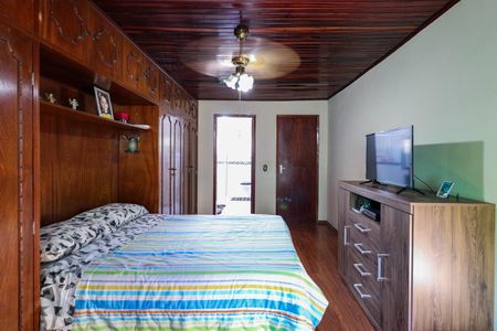 Casa à venda com 310m², 4 quartos e 5 vagasSuíte 4