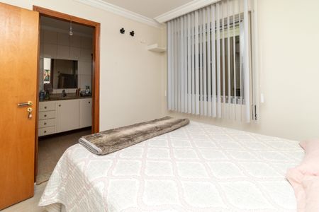 Apartamento à venda com 87m², 3 quartos e 1 vagaSuíte