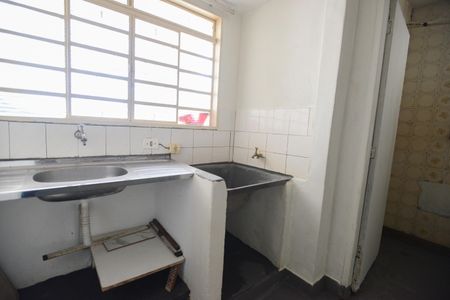 Casa para alugar com 30m², 1 quarto e sem vaga Casa para alugar com 30m², 1 quarto e sem vagaCozinha e Área de Serviço