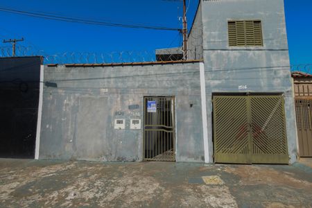 Casa para alugar com 30m², 1 quarto e sem vaga Casa para alugar com 30m², 1 quarto e sem vagaPlaquinha