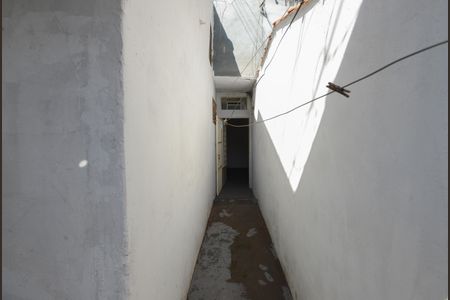 Casa para alugar com 30m², 1 quarto e sem vaga Casa para alugar com 30m², 1 quarto e sem vagaCorredor