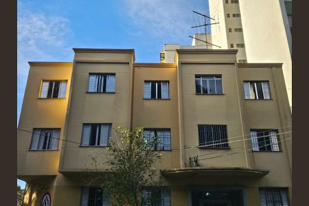 Apartamento à venda com 68m², 2 quartos e sem vaga Apartamento à venda com 68m², 2 quartos e sem vagaFachada
