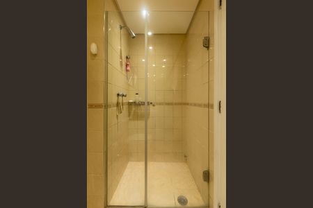 Apartamento à venda com 105m², 3 quartos e 2 vagas Apartamento à venda com 105m², 3 quartos e 2 vagasBanheiro da Suíte 1