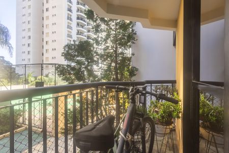 Apartamento à venda com 105m², 3 quartos e 2 vagas Apartamento à venda com 105m², 3 quartos e 2 vagasVaranda da Sala