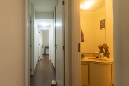 Apartamento à venda com 105m², 3 quartos e 2 vagas Apartamento à venda com 105m², 3 quartos e 2 vagasCorredor