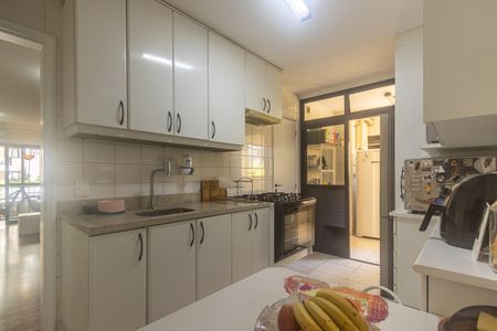 Apartamento à venda com 105m², 3 quartos e 2 vagas Apartamento à venda com 105m², 3 quartos e 2 vagasCozinha