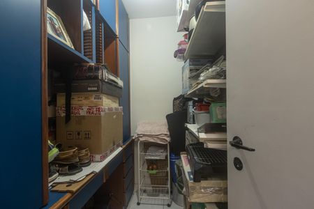 Apartamento à venda com 105m², 3 quartos e 2 vagas Apartamento à venda com 105m², 3 quartos e 2 vagasDespensa