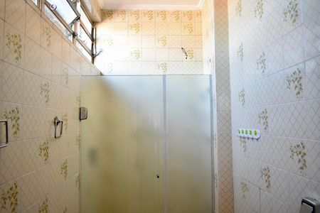 Casa à venda com 223m², 4 quartos e 3 vagas Casa à venda com 223m², 4 quartos e 3 vagasBanheiro da Suíte 2