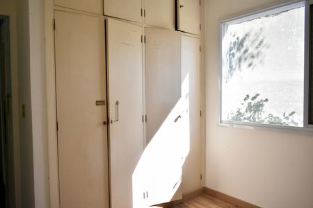 Casa à venda com 223m², 4 quartos e 3 vagas Casa à venda com 223m², 4 quartos e 3 vagasQuarto 4