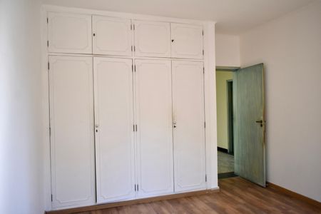 Casa à venda com 223m², 4 quartos e 3 vagas Casa à venda com 223m², 4 quartos e 3 vagasSuíte 3