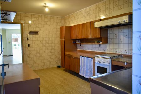 Casa à venda com 223m², 4 quartos e 3 vagas Casa à venda com 223m², 4 quartos e 3 vagasCozinha