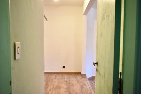 Casa à venda com 223m², 4 quartos e 3 vagas Casa à venda com 223m², 4 quartos e 3 vagasEdícula