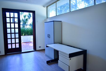 Casa à venda com 223m², 4 quartos e 3 vagas Casa à venda com 223m², 4 quartos e 3 vagasSala de Jantar