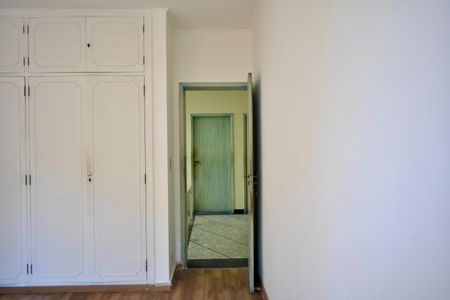 Casa à venda com 223m², 4 quartos e 3 vagas Casa à venda com 223m², 4 quartos e 3 vagasSuíte 3