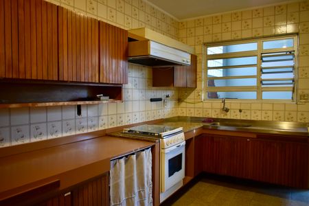 Casa à venda com 223m², 4 quartos e 3 vagas Casa à venda com 223m², 4 quartos e 3 vagasCozinha