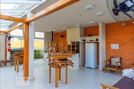 Apartamento para alugar com 67m², 3 quartos e 2 vagas Apartamento para alugar com 67m², 3 quartos e 2 vagasÁrea comum - Churrasqueira