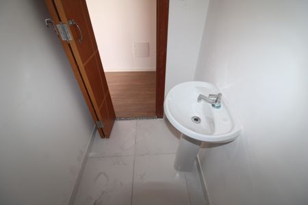 Apartamento à venda com 74m², 2 quartos e 2 vagasBanheiro Social