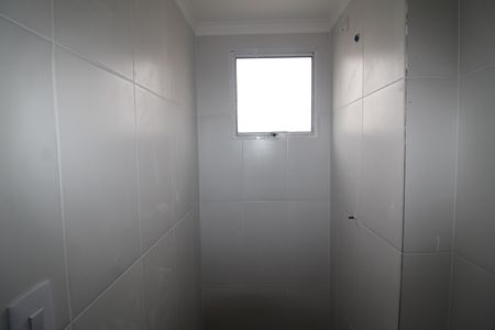 Apartamento à venda com 74m², 2 quartos e 2 vagasBanheiro do Quarto 1
