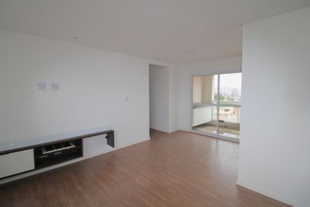 Apartamento à venda com 74m², 2 quartos e 2 vagasSala
