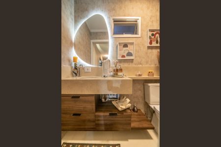 Apartamento à venda com 180m², 4 quartos e 4 vagasBanheiro Social 2