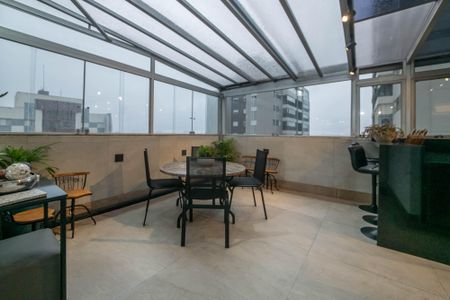 Apartamento à venda com 180m², 4 quartos e 4 vagasEspaço Gourmet