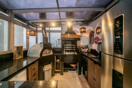 Apartamento à venda com 180m², 4 quartos e 4 vagasEspaço Gourmet
