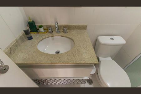 Apartamento à venda com 89m², 2 quartos e 2 vagasBanheiro Social