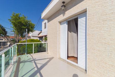 Casa à venda com 220m², 3 quartos e 2 vagas Casa à venda com 220m², 3 quartos e 2 vagasVaranda Quarto 2