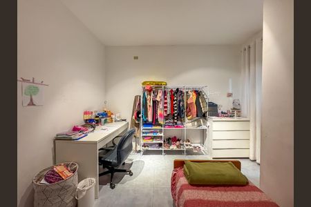 Casa à venda com 402m², 6 quartos e 2 vagasQuarto 1 Casa 2