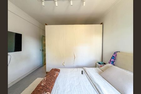 Casa à venda com 402m², 6 quartos e 2 vagasQuarto 3 Casa 2