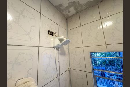 Casa à venda com 402m², 6 quartos e 2 vagasBanheiro 1 Casa 2