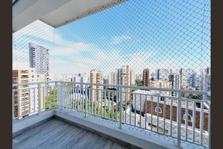 Apartamento à venda com 200m², 3 quartos e 3 vagas Apartamento à venda com 200m², 3 quartos e 3 vagasVaranda