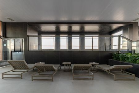 Studio para alugar com 26m², 1 quarto e sem vaga Studio para alugar com 26m², 1 quarto e sem vagaÁrea comum - Piscina 2