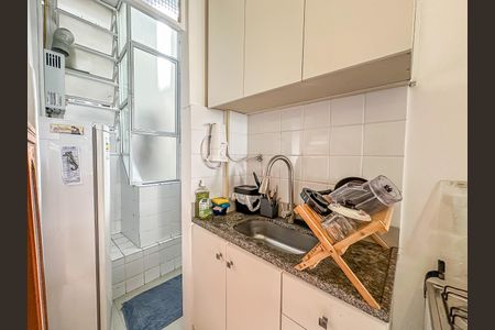 Apartamento à venda com 62m², 1 quarto e sem vaga Apartamento à venda com 62m², 1 quarto e sem vagaCozinha