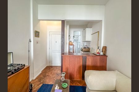 Apartamento à venda com 62m², 1 quarto e sem vaga Apartamento à venda com 62m², 1 quarto e sem vagaCozinha