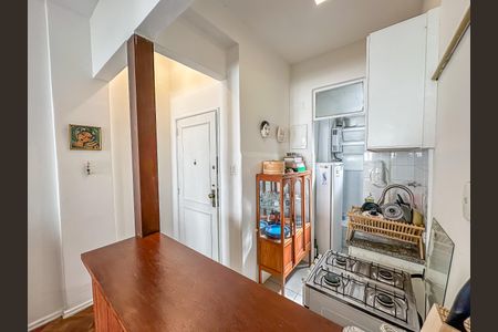 Apartamento à venda com 62m², 1 quarto e sem vaga Apartamento à venda com 62m², 1 quarto e sem vagaCozinha