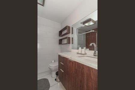 Apartamento à venda com 41m², 2 quartos e 1 vaga Apartamento à venda com 41m², 2 quartos e 1 vagaBanheiro