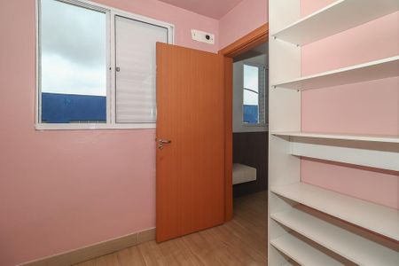 Apartamento à venda com 41m², 2 quartos e 1 vaga Apartamento à venda com 41m², 2 quartos e 1 vagaQuarto 2 / Closet