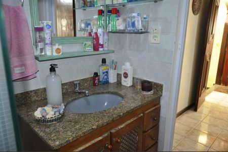 Casa à venda com 200m², 5 quartos e 1 vagaBanheiro da Suíte